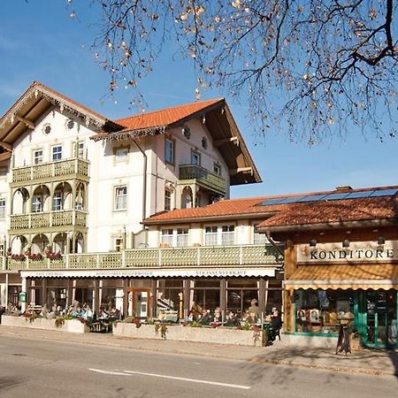 Cafe Chiemgau Und Gaestehaus Ruhpolding Bagian luar foto