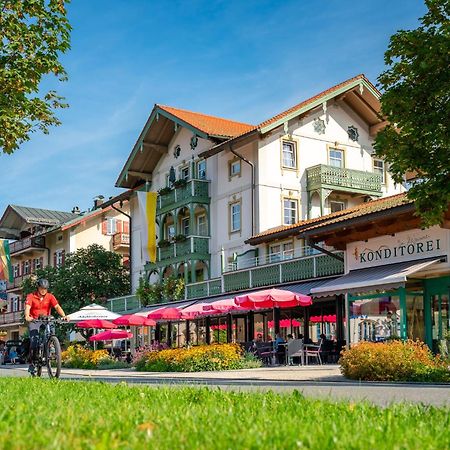 Cafe Chiemgau Und Gaestehaus Ruhpolding Bagian luar foto