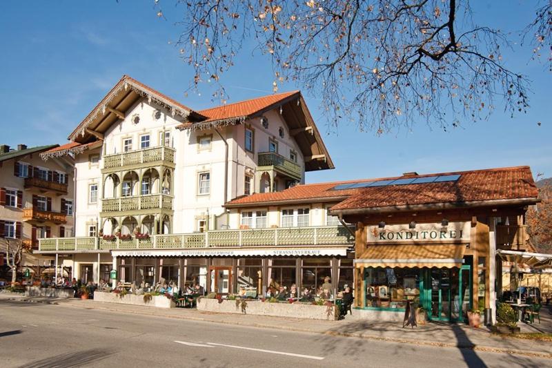 Cafe Chiemgau Und Gaestehaus Ruhpolding Bagian luar foto