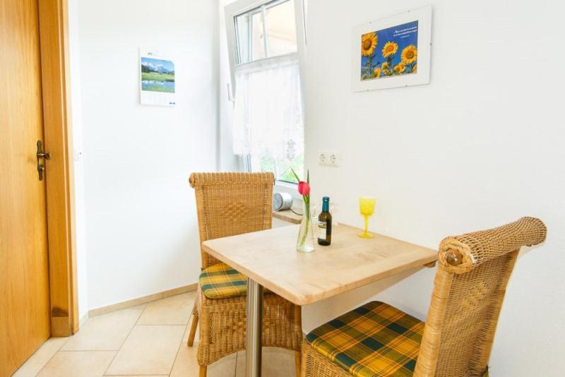 Cafe Chiemgau Und Gaestehaus Ruhpolding Bagian luar foto