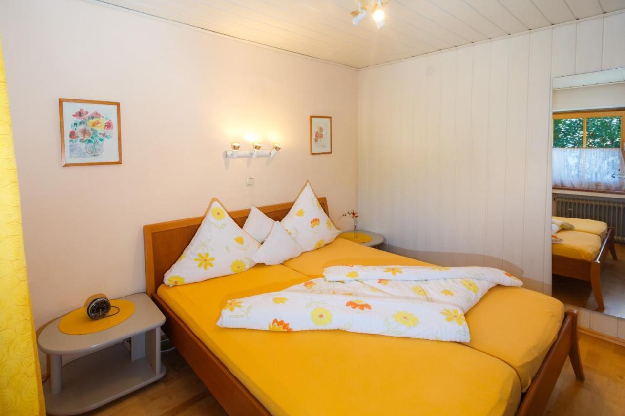 Cafe Chiemgau Und Gaestehaus Ruhpolding Bagian luar foto