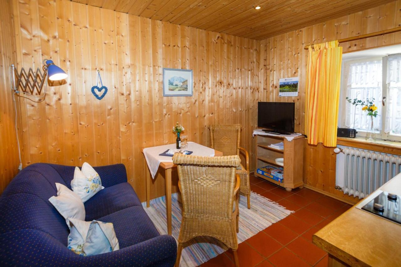 Cafe Chiemgau Und Gaestehaus Ruhpolding Bagian luar foto