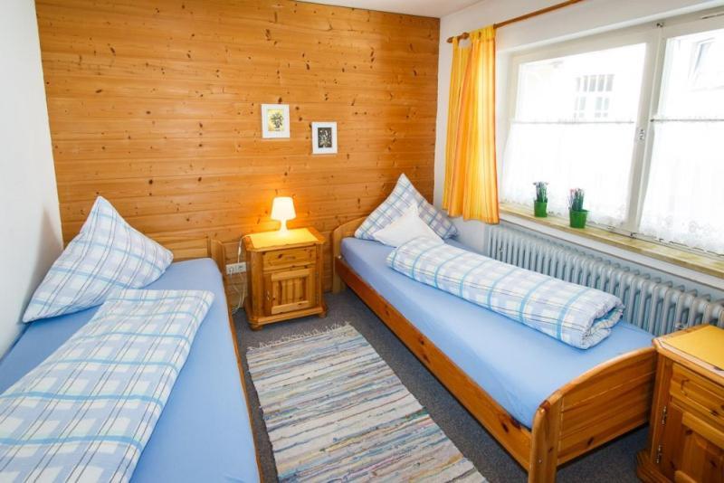 Cafe Chiemgau Und Gaestehaus Ruhpolding Bagian luar foto