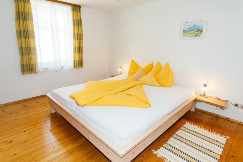 Cafe Chiemgau Und Gaestehaus Ruhpolding Bagian luar foto